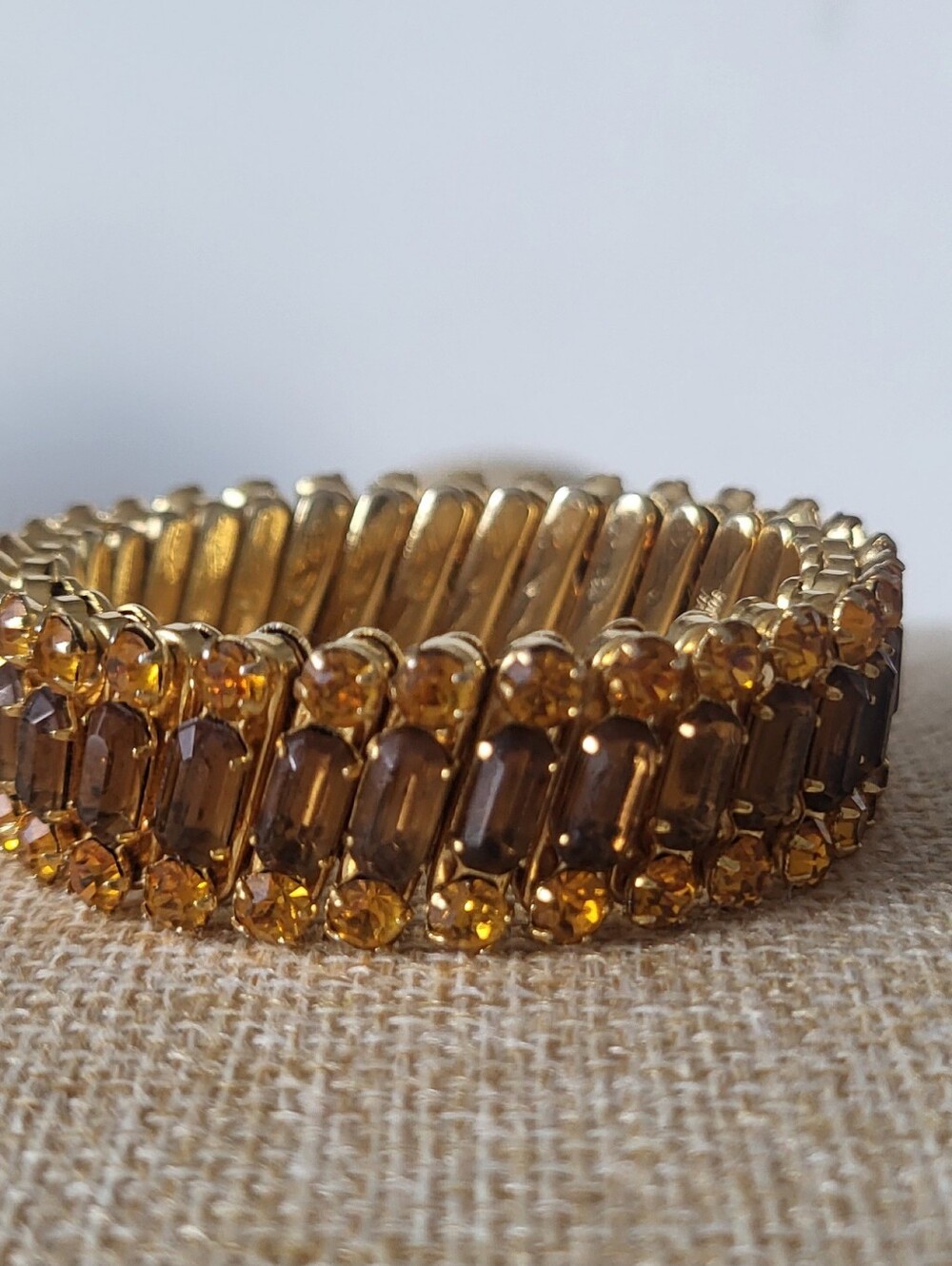 Vintage Amber Lucite and Rhinestones Expandable Bracelet